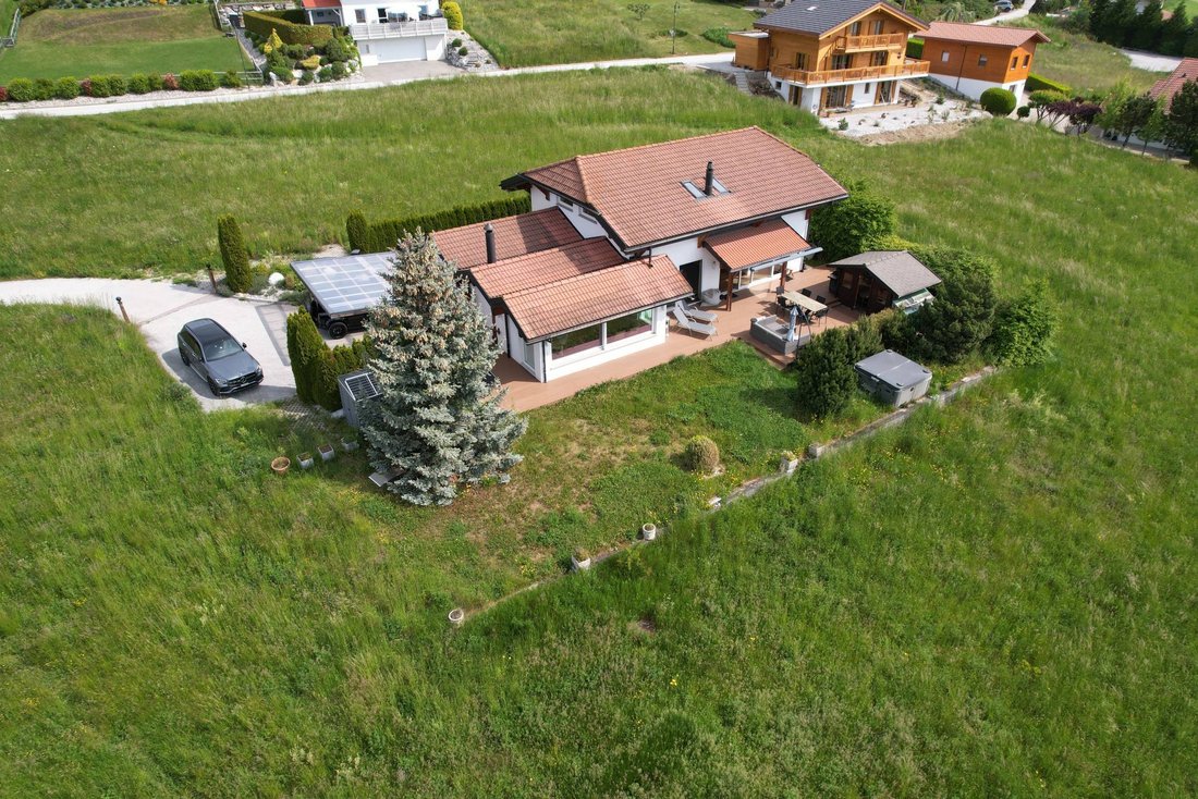 Villa in Crans-Montana, Valais, Switzerland 1 - 15626619