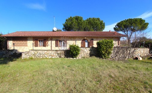 House in Poggibonsi, Tuscany, Italy 1
