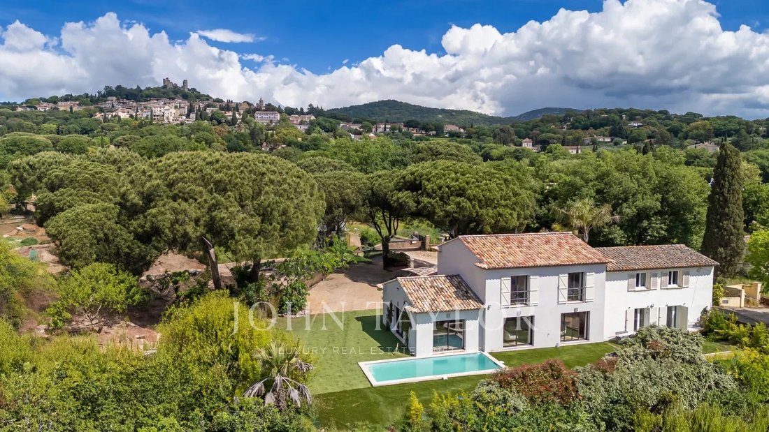 House in Grimaud, Provence-Alpes-Côte d'Azur, France 1 - 15623820