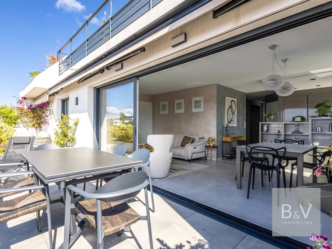 Apartment in Saint-Laurent-du-Var, Provence-Alpes-Côte d'Azur, France 2 - 15584759