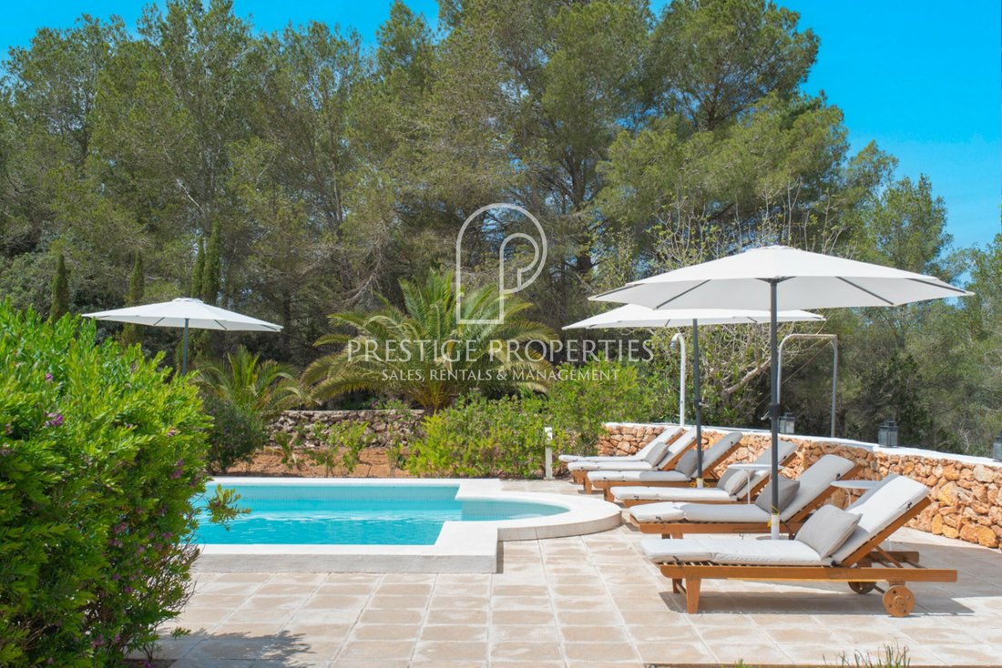 House in Santa Eularia des Riu, Balearic Islands, Spain 2 - 15624750