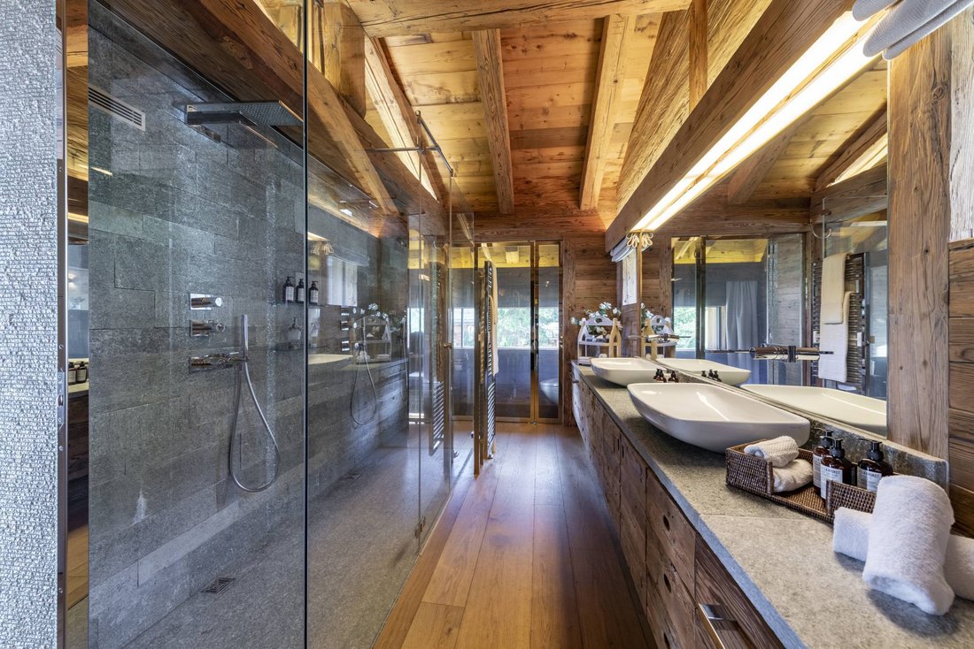 Chalet in Bagnes, Valais, Switzerland 5 - 15626627