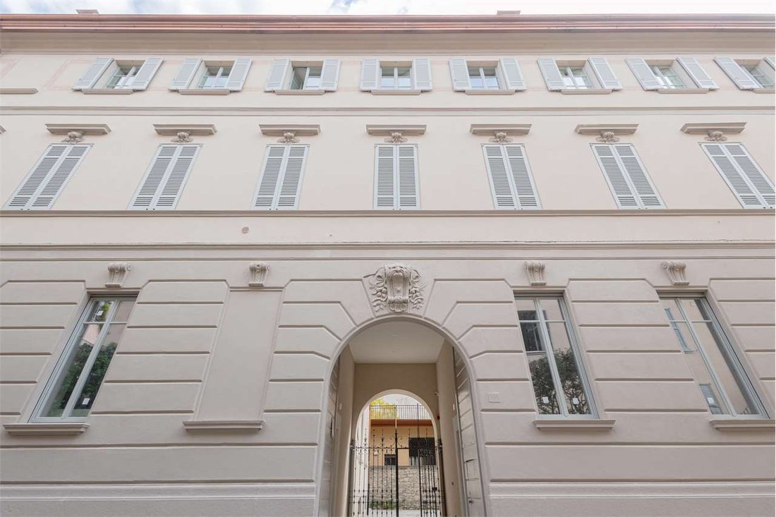 Apartment in Historic Center, Como, Lombardy 2 - 15624865
