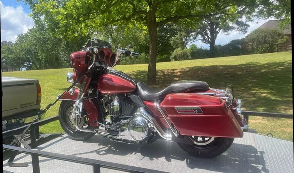 2007 Harley-Davidson FLHTCU Ultra Classic Electra Glide (15624396)