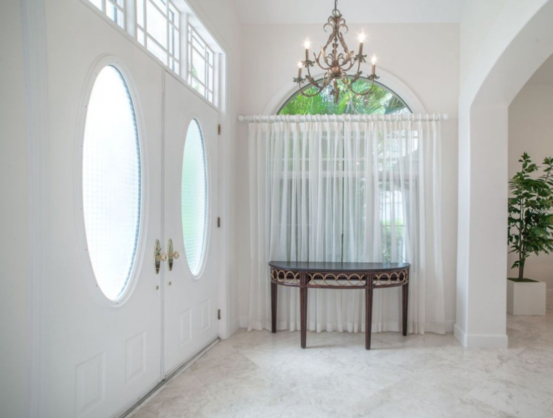 Townhouse in Palm Heights Drive, George Town, Cayman Islands 3 - 15625254