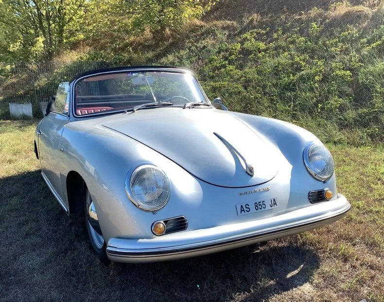 Cabriolet in Glendale, United States 3 - 15626425