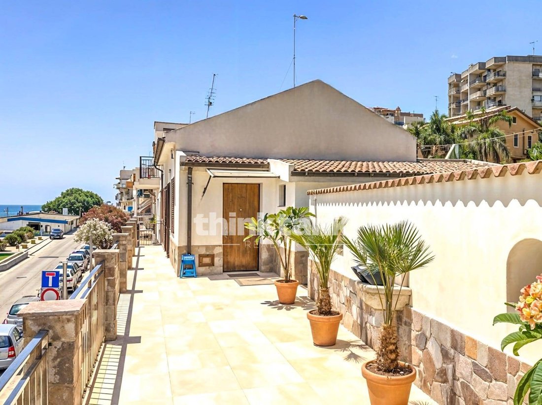 Villa in Sciacca, Sicily, Italy 4 - 15625483