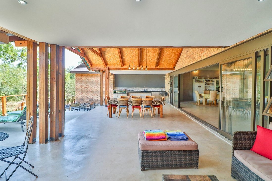 Estate in Sabie Park, Mpumalanga, South Africa 5 - 15624758