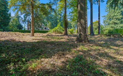 Land in Portland, Oregon, United States 1