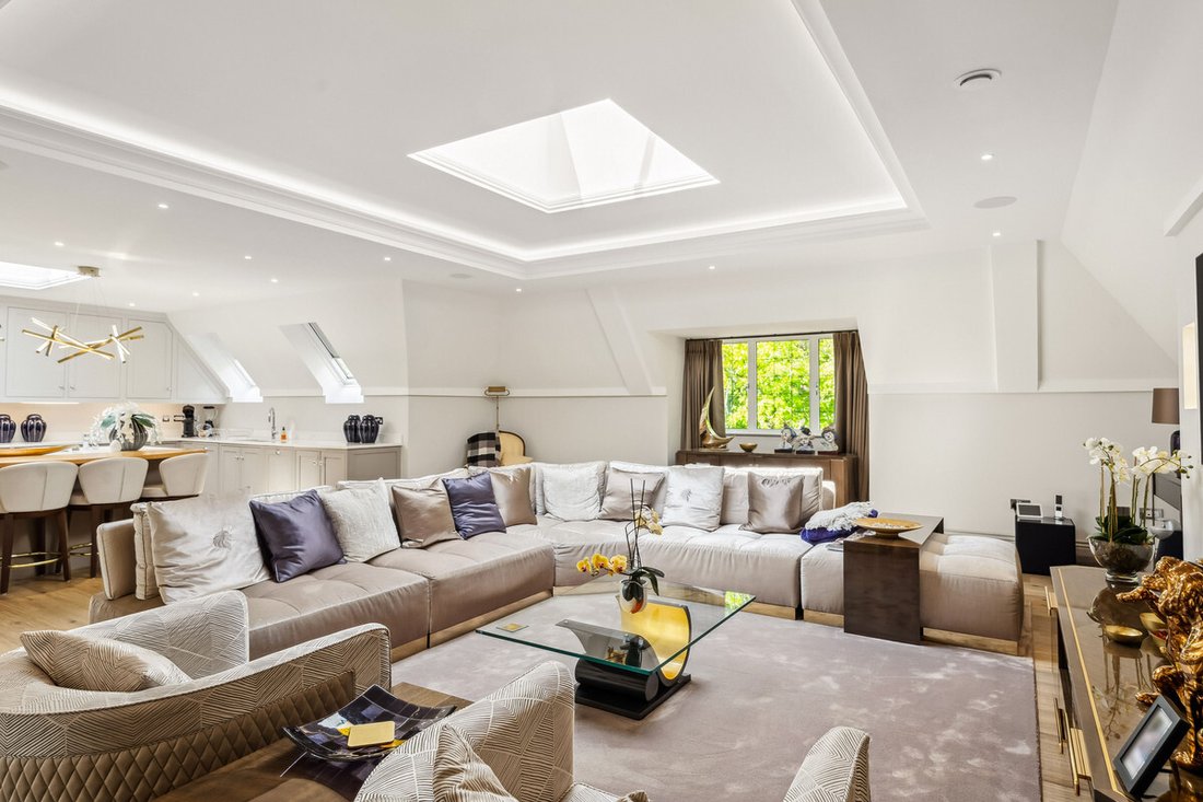 Apartment in South Ascot, England 3 - 15624910