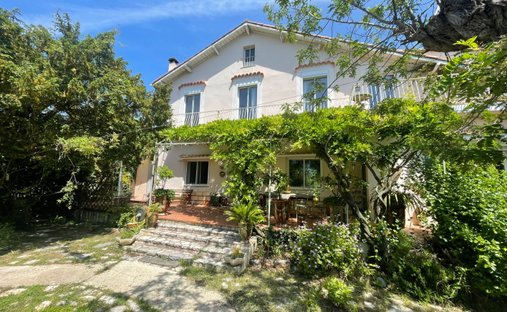 House in Les Pierres Blanches, Sète, France 1