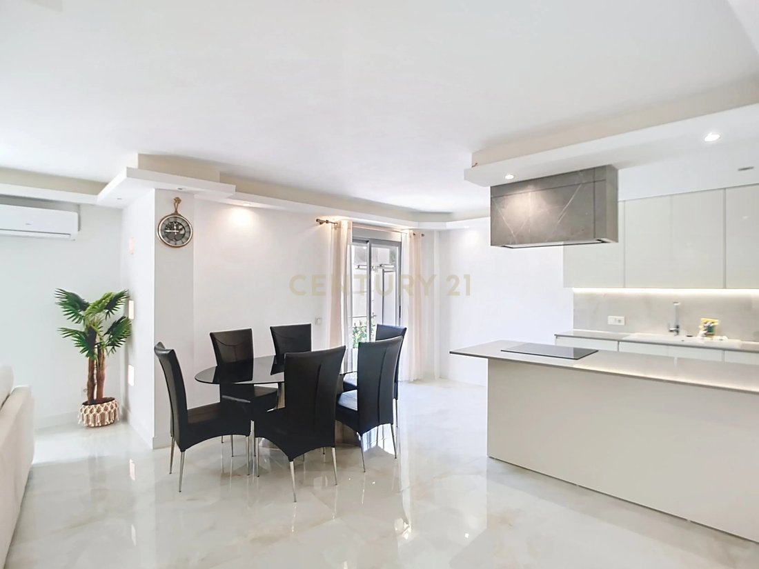 Apartment in Estepona, Andalusia, Spain 1 - 15626455