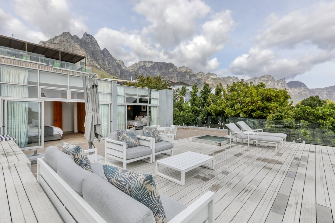 Apartment in Camps Bay, Cape Town, South Africa 3 - 15626708