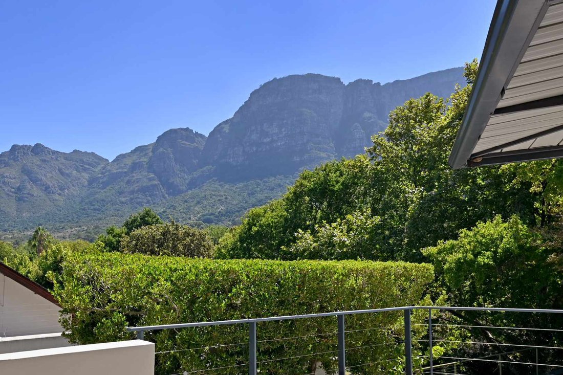 House in Bishopscourt, Cape Town, South Africa 2 - 15624768