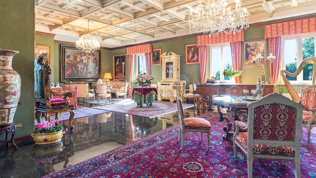 Villa in Corciano, Umbria, Italy 4 - 15625347