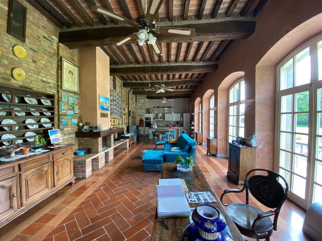 Villa in San Giovanni in Croce, Lombardy, Italy 1 - 13589648