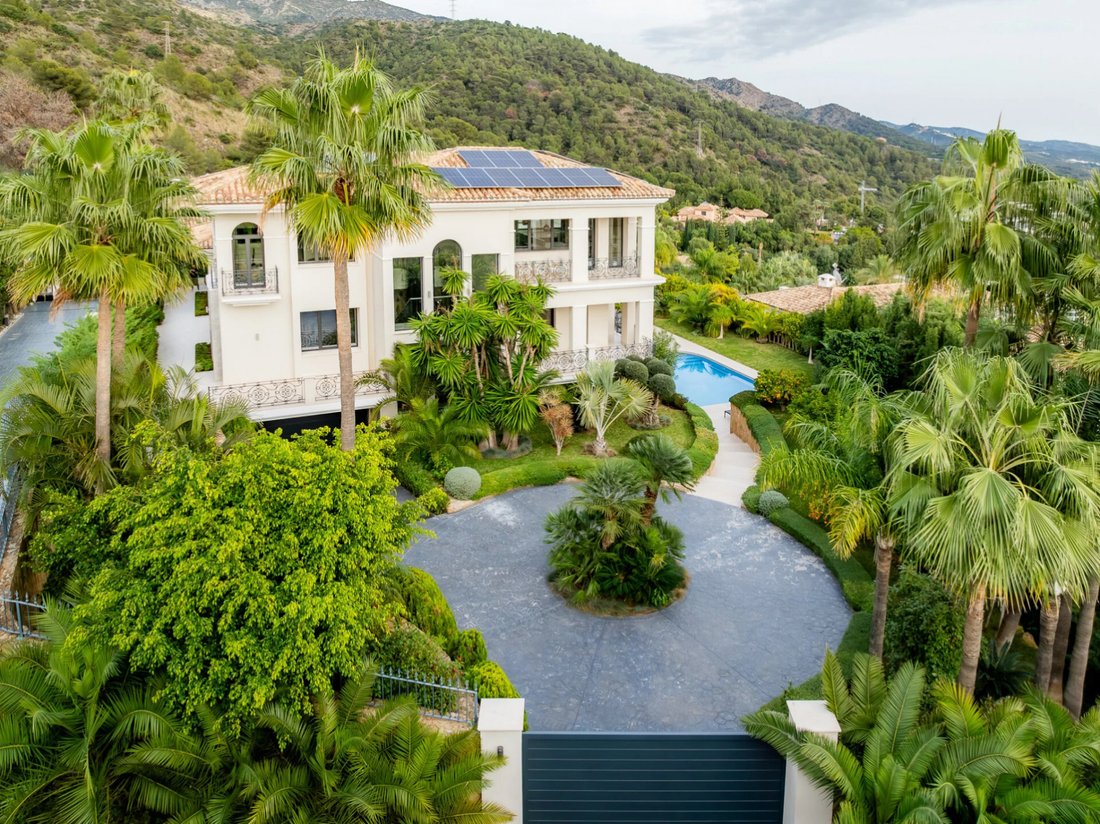 Villa in Sierra Blanca, Marbella, Spain 2 - 15626928