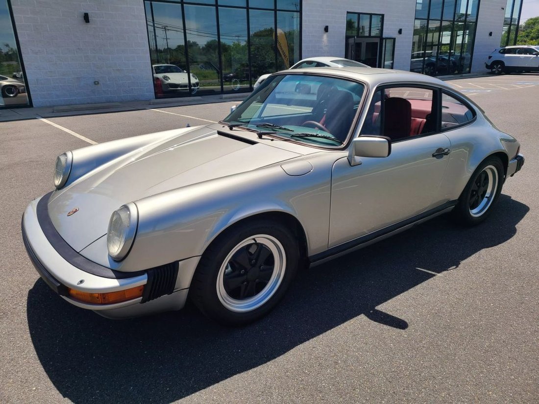 Coupe in Ashburn, Virginia, United States 4 - 12889440