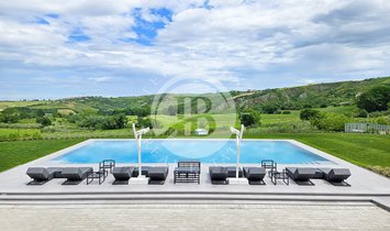 Villa in Domagnano, San Marino 1