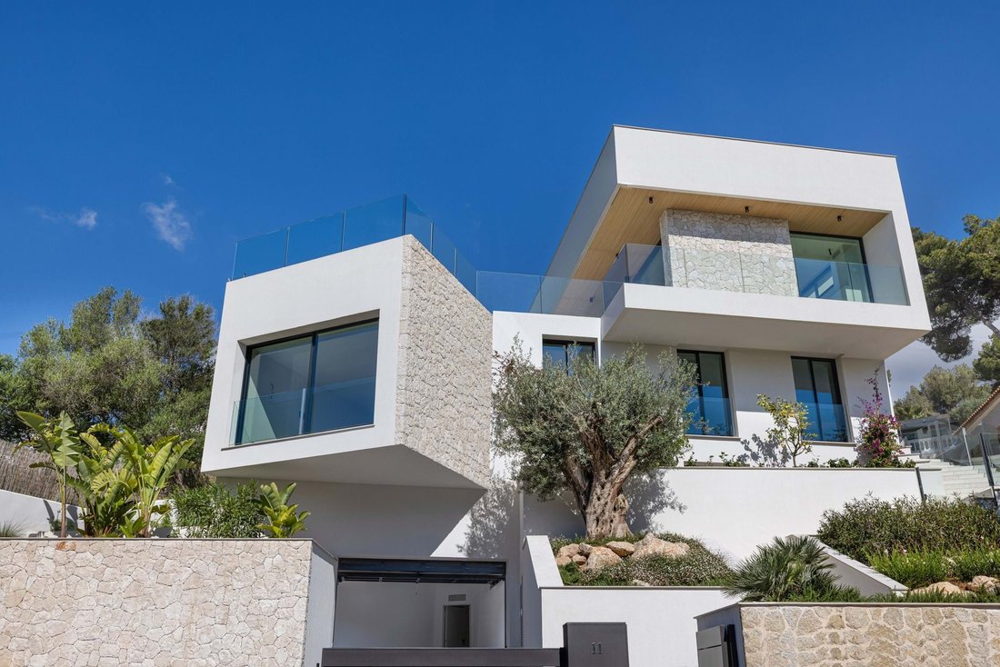 Villa in Portals Nous, Calvia, Balearic Islands 1 - 15205158