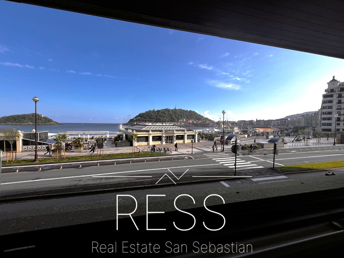Apartment in Mendebaldea, Donostia-San Sebastian, Spain 3 - 15540032