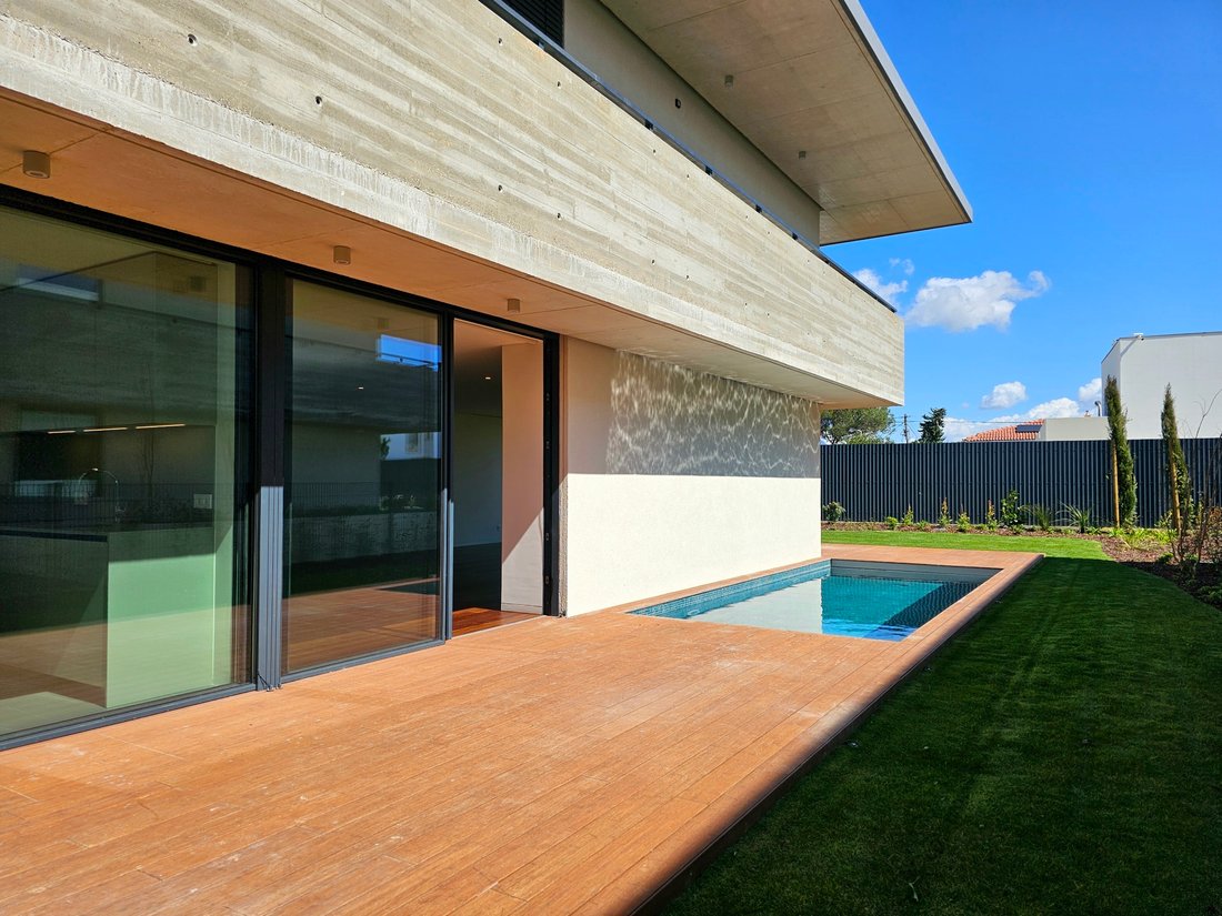 Villa in Cascais e Estoril, Lisbon, Portugal 2 - 15628273