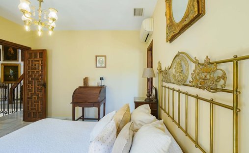 Villa in Antequera, Andalusia, Spain 1