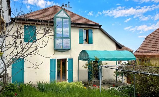 House in Saint-Aubin-Sauges, Neuchâtel, Switzerland 1