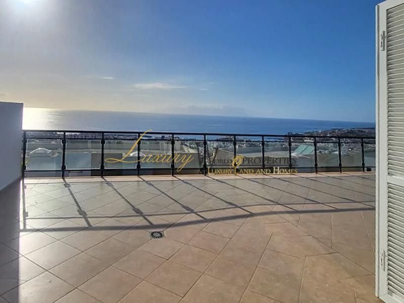 Villa in Costa Adeje, Adeje, Canary Islands 3 - 15590444