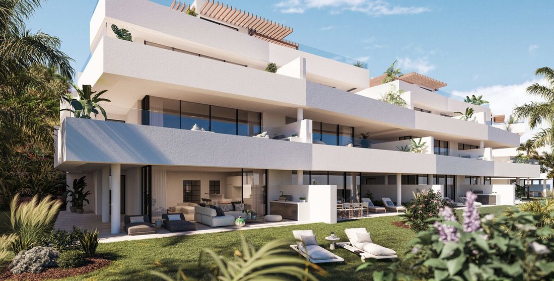 Apartment in Estepona, Andalusia, Spain 2 - 14858040