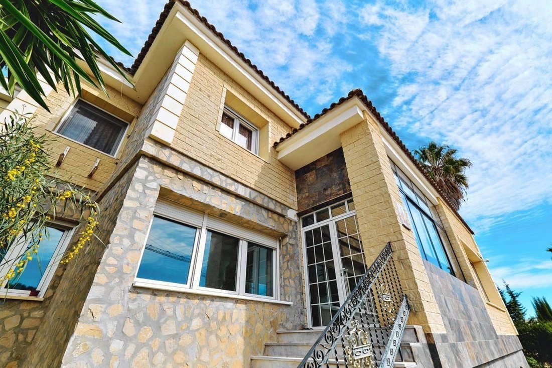 Villa in Dehesa de Campoamor, Orihuela, Valencian Community 1 - 15628335