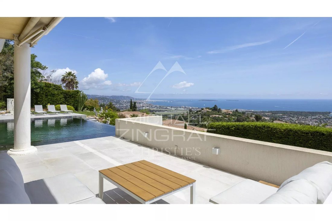 Villa in Les Termes, Mandelieu-la-Napoule, France 3 - 14987023