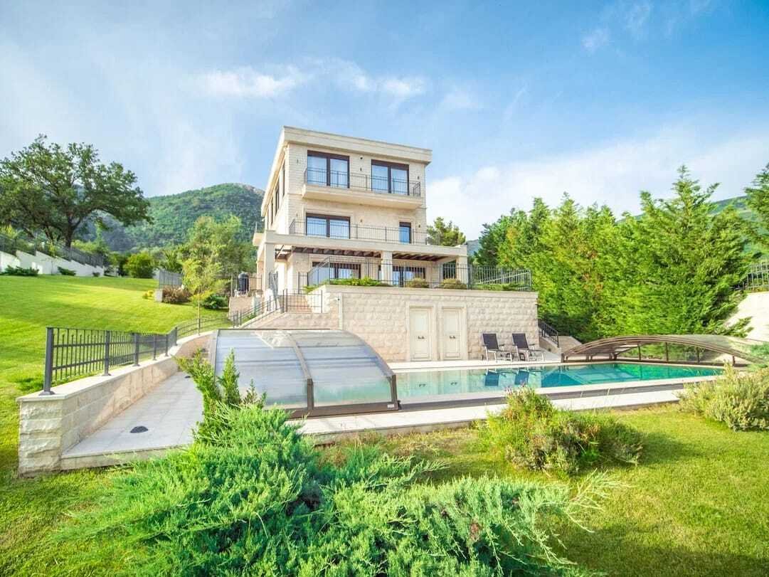 Villa in Mrčevac, Montenegro 1 - 15629074
