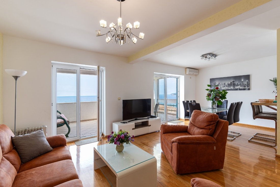 Apartment in Sveti Stefan, Budva Municipality, Montenegro 2 - 15629236