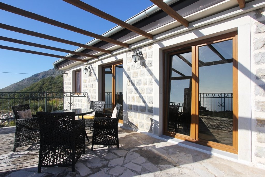 Villa in Petrovac, Budva Municipality, Montenegro 3 - 15629354