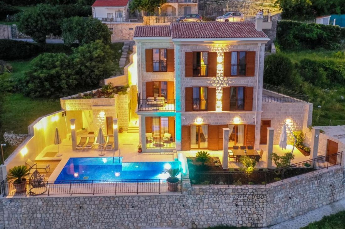 Villa in Lapčići, Budva Municipality, Montenegro 1 - 15629085