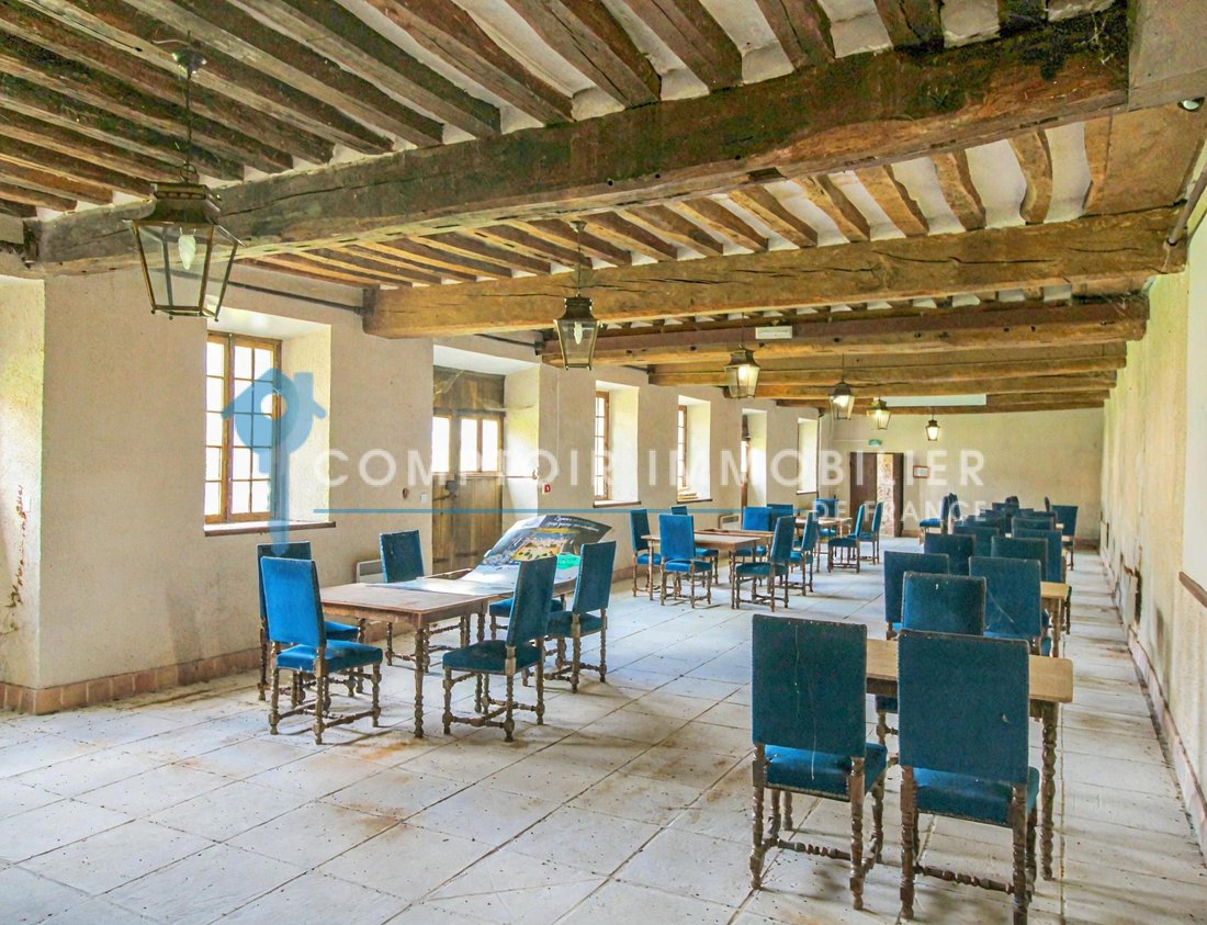 A 17th-Century Fortress Whispering Normandy’s Secrets—Just an Hour from Paris