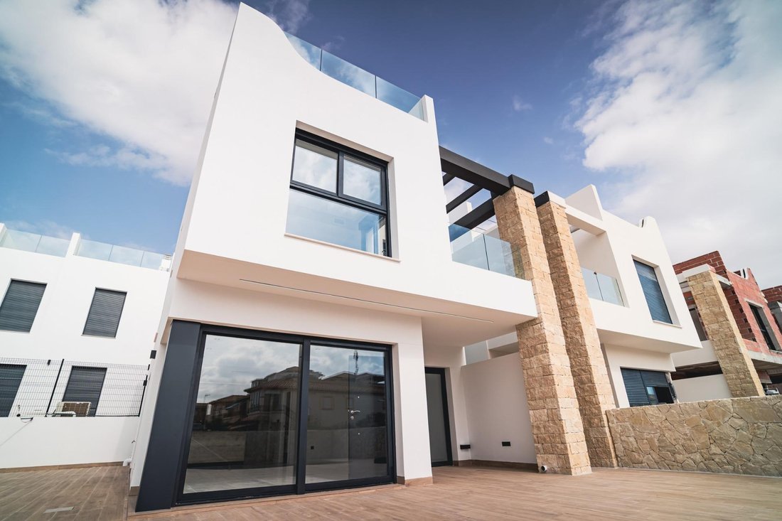 Villa in Orihuela, Valencian Community, Spain 3 - 14130542