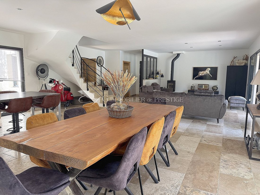 Villa in Secteur Nord, Pernes-les-Fontaines, France 3 - 15633898