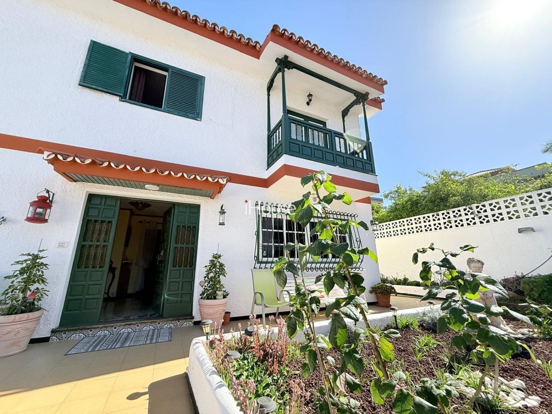 Chalet in Puerto de la Cruz, Canary Islands, Spain 1 - 15630968