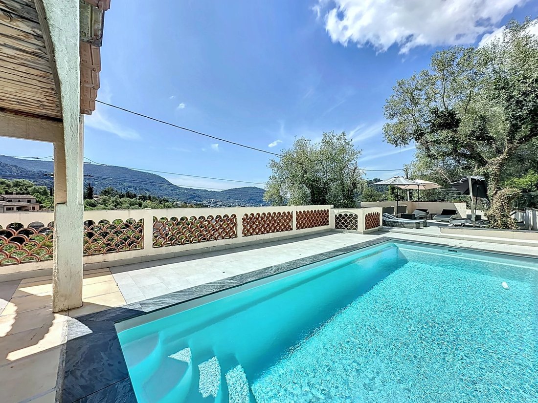 Villa in Drap, Provence-Alpes-Côte d'Azur, France 2 - 15629686