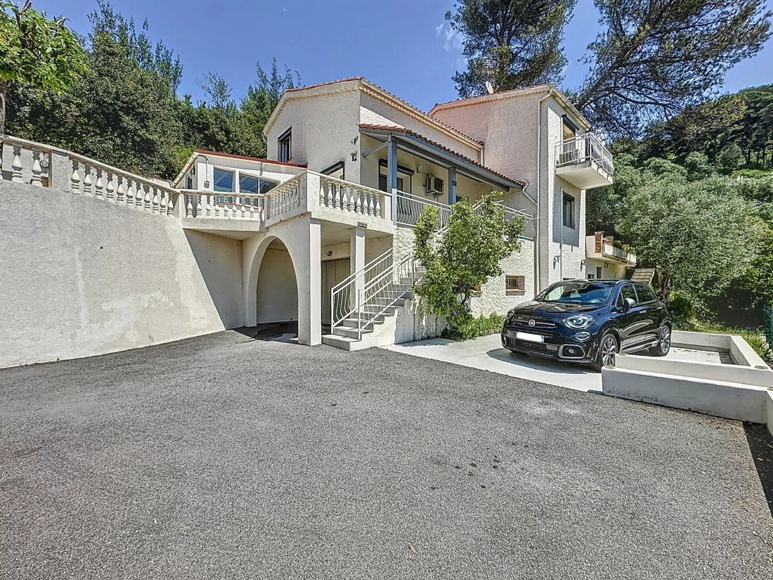 Villa in Drap, Provence-Alpes-Côte d'Azur, France 1 - 15629686