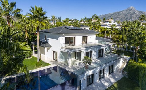 Villa in Nueva Andalucia, Marbella, Spain 1