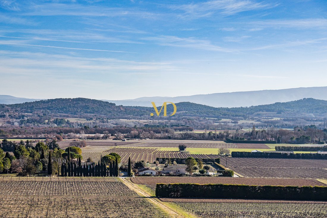 Joucas, Provence-Alpes-Côte d'Azur, France 5 - 15634117