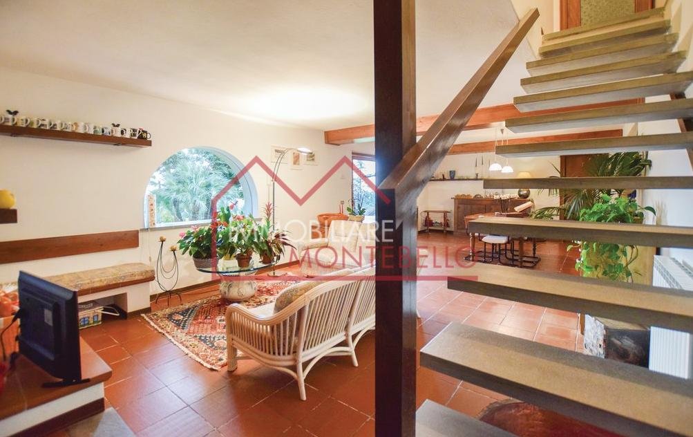 Villa in Camaiore, Tuscany, Italy 2 - 15630988