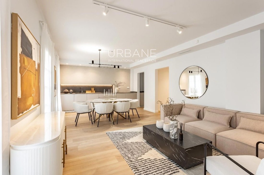 Apartment in Ciutat Vella, Barcelona, Spain 1 - 15621087