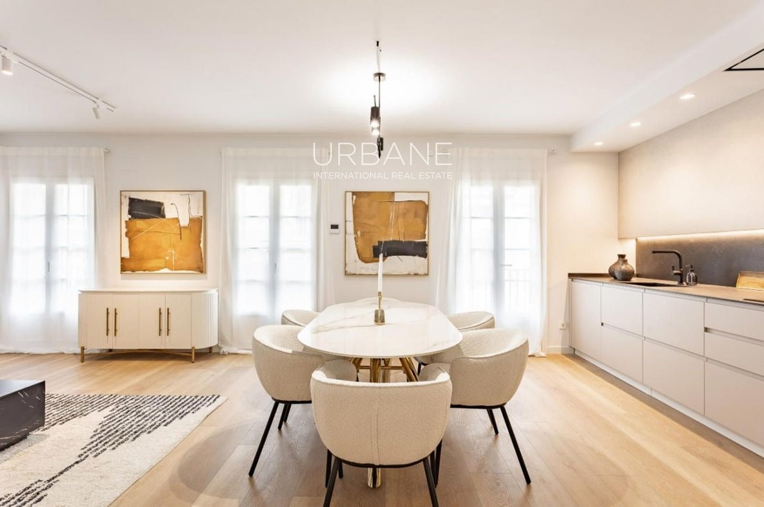 Apartment in Ciutat Vella, Barcelona, Spain 5 - 15621087