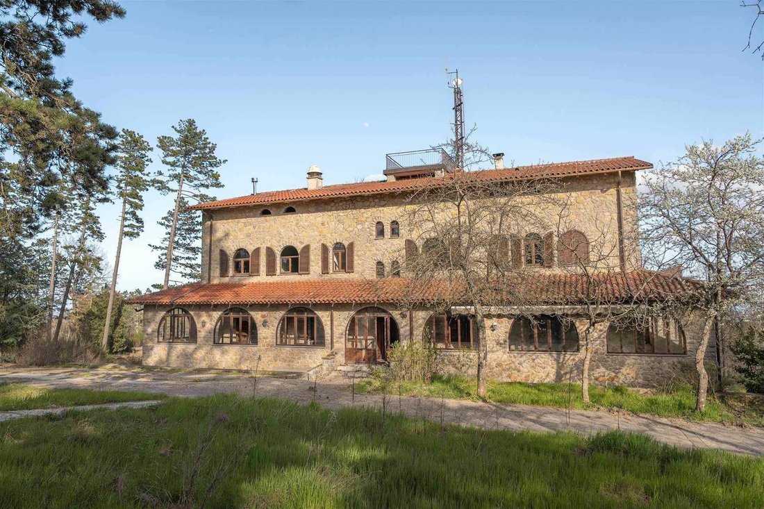 Lisciano Niccone, Umbria, Italy 3 - 15630926