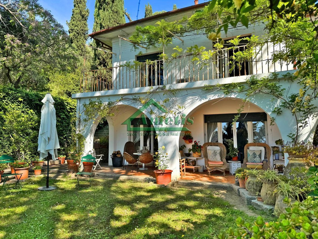 Villa in Oneglia, Imperia, Liguria 1 - 15631636