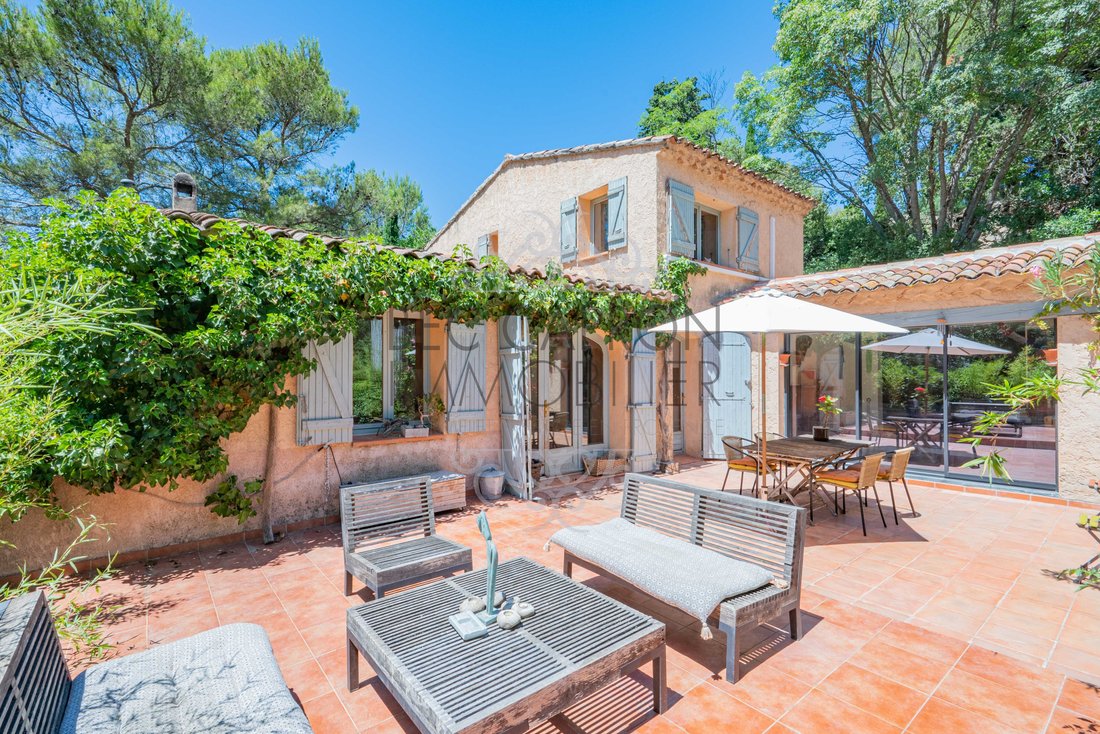 House in Mazarin-Opéra-Bellegarde-Mairie, Aix-en-Provence, France 2 - 15630823